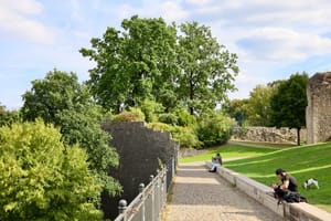 Afternoon by the castle